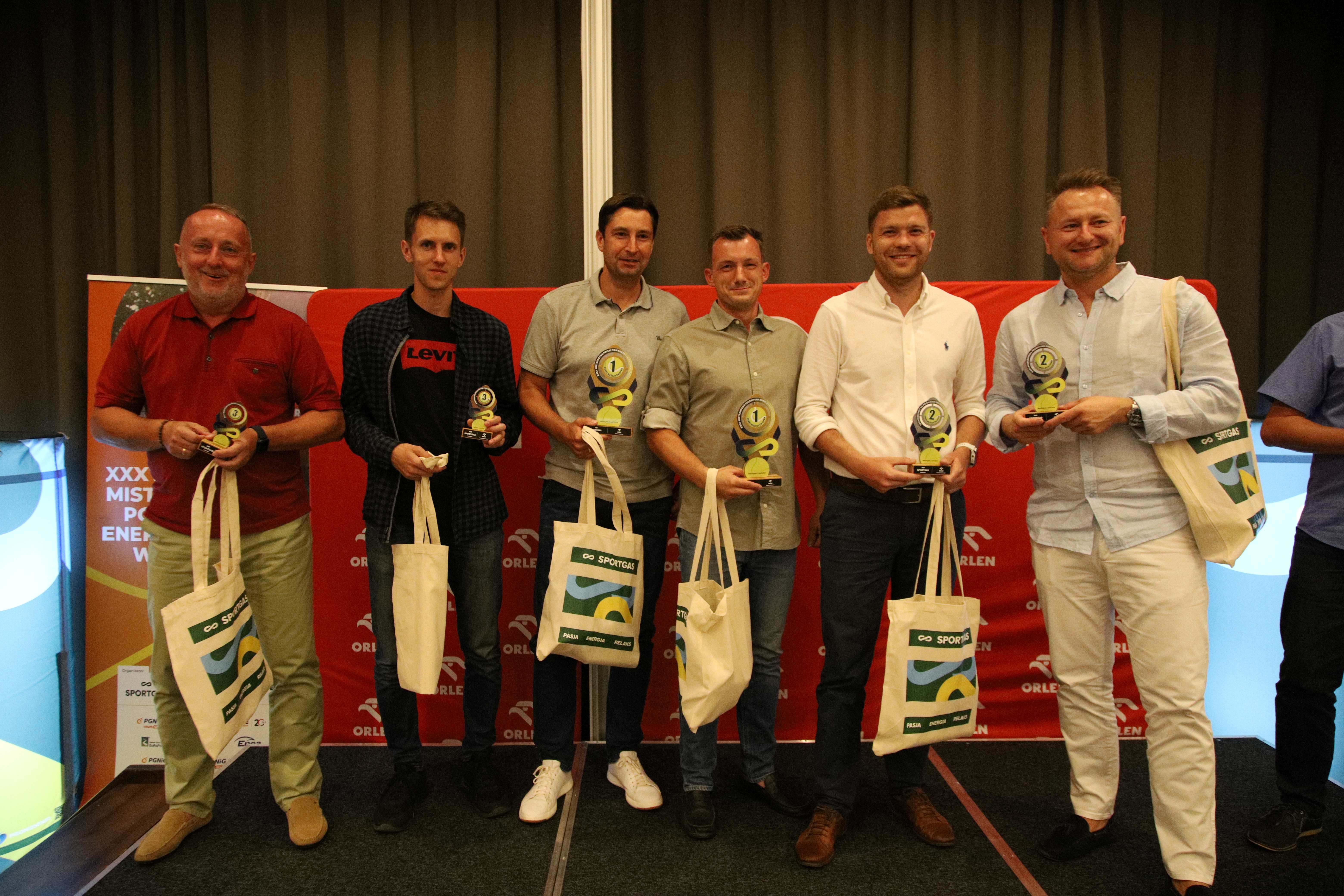 Debek open M